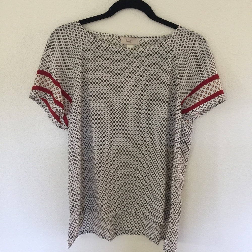 NWT Loft top, size medium.